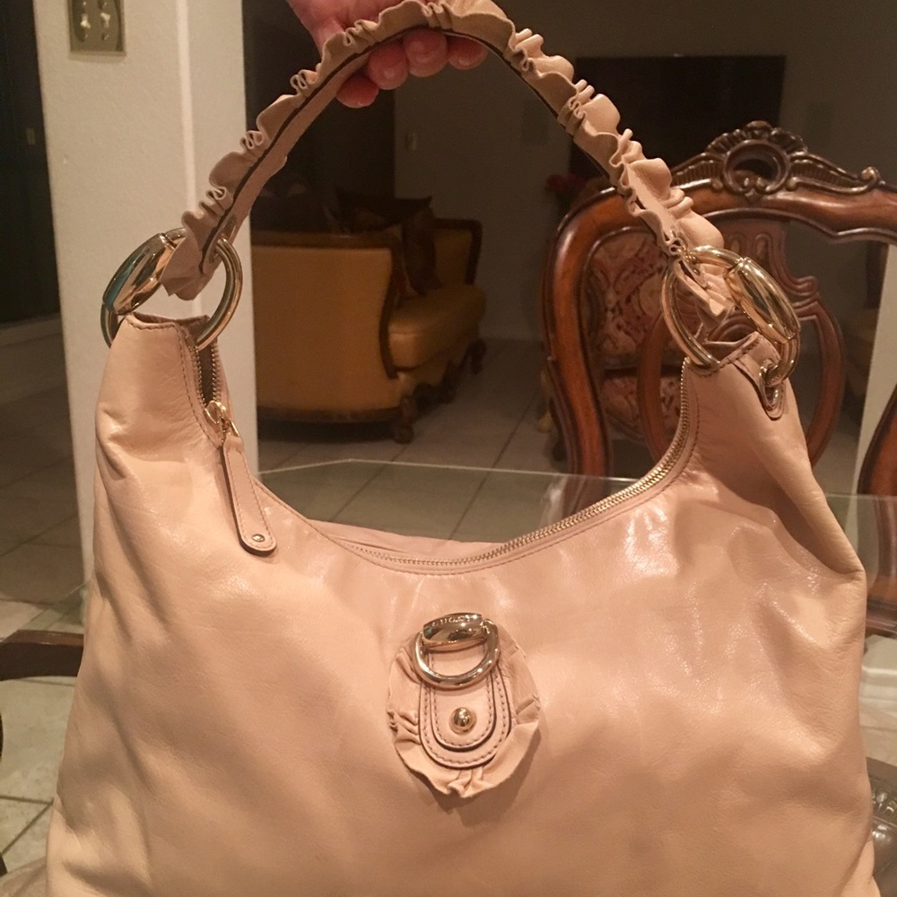 Authentic Gucci Cream Bag